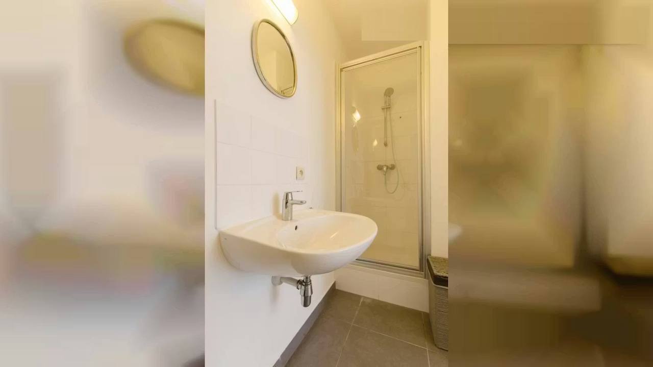 Studio meublé rénové – Bruxelles centre - Image 6